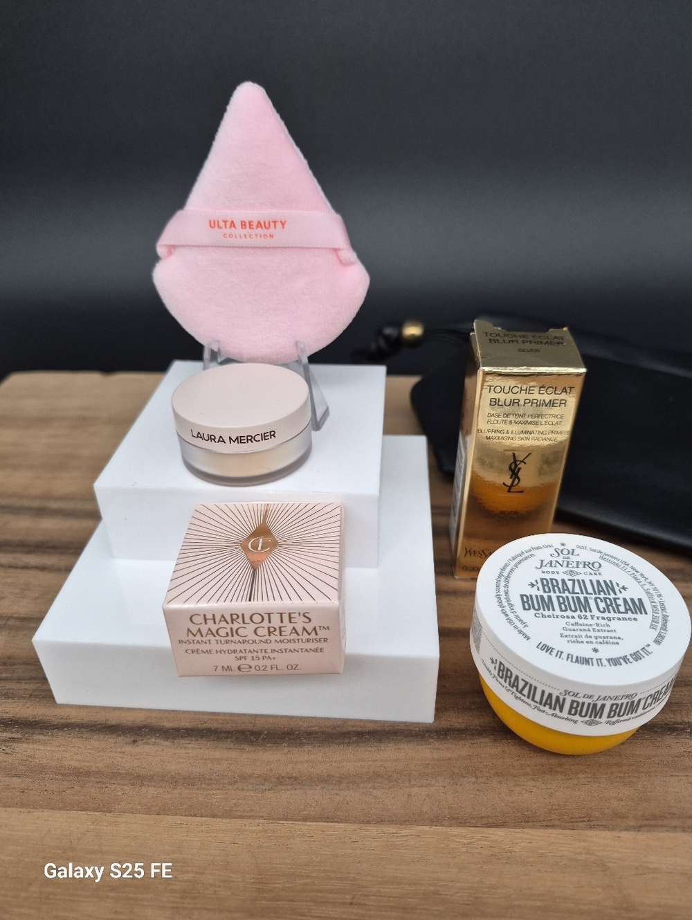 CLEARANCE! 11-Piece High End Makeup & Skincare Variety Bundle with Makeup Bag - Picture 3 of 7